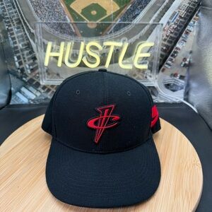 Nike Penny Flight Hat Cap Snapback Black Red Logo Wool Blend Hardaway